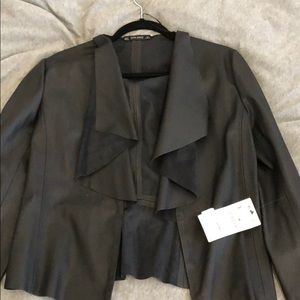 Trendy Zara black blazer - with tags